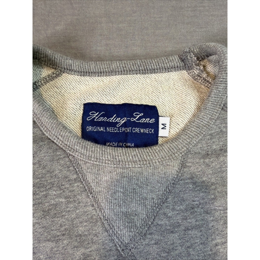 Harding-Lane Sweatshirt Mens Medium Gray Needlepoint Car Christmas Tree Holiday - Picture 5 of 9
